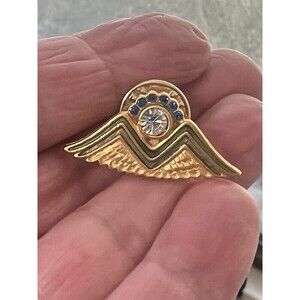Vintage 1999 T & T 2000 AD Millennium Pin Lapel Gold Tone Wing